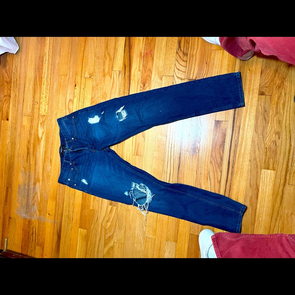Forever 21 Men’s Pre-ripped Jeans, Size 32